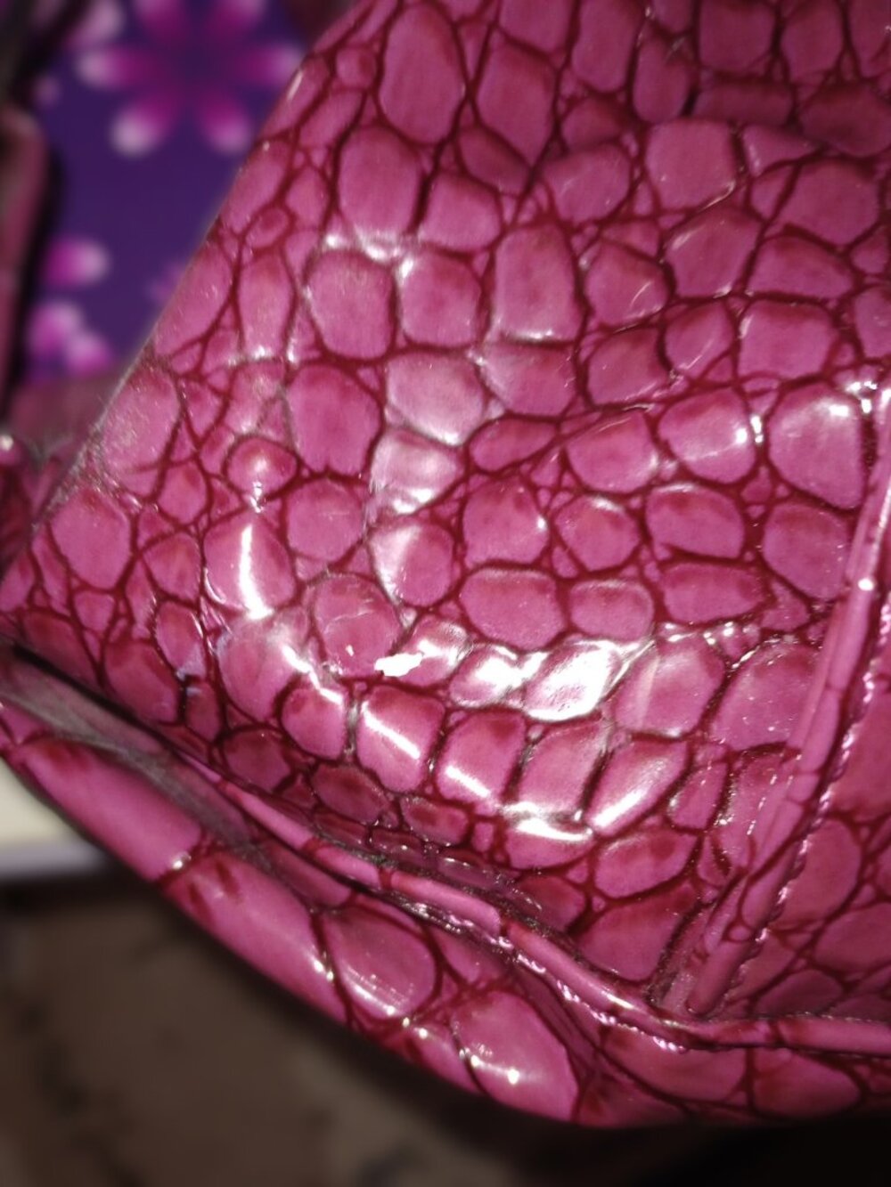 Large A&R Purple Alligator-Embossed Handbag - Picture 6 of 7